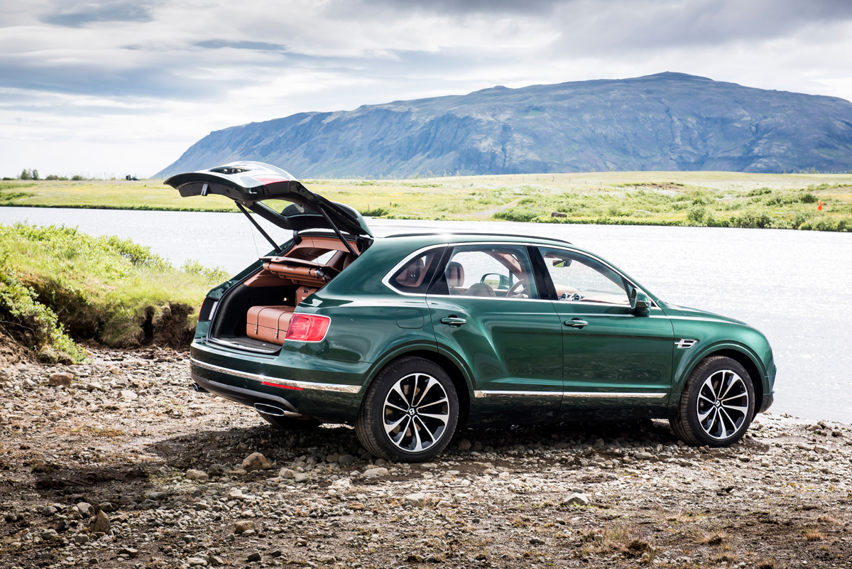 2017’s Wave of Luxury SUVs | Bentley Bentayga Mulliner | Hippo.co.za