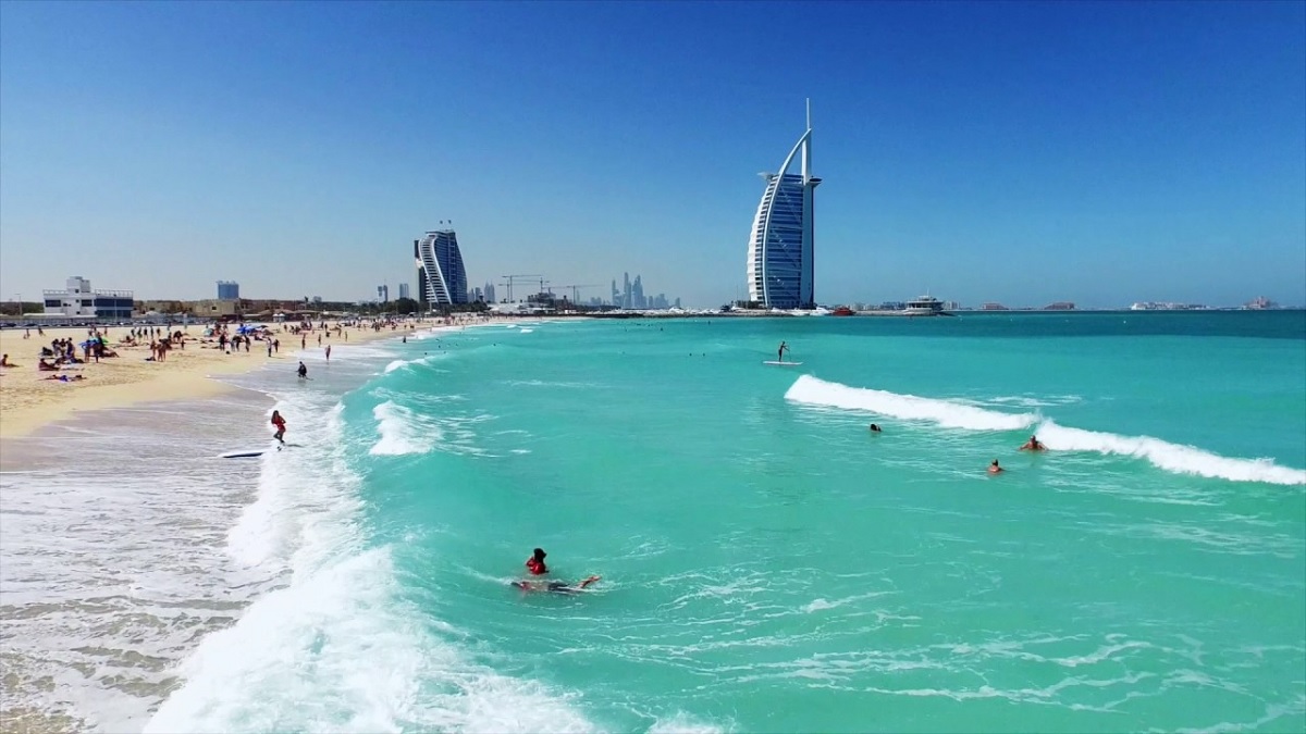 Dubai Beach | Travel Insurance | Hippo.co.za