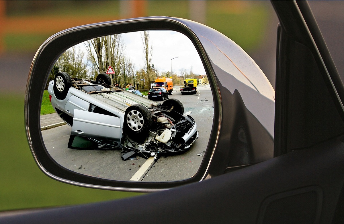 Navigating an Accident Scene | Car insurance Blog | Hippo.co.za