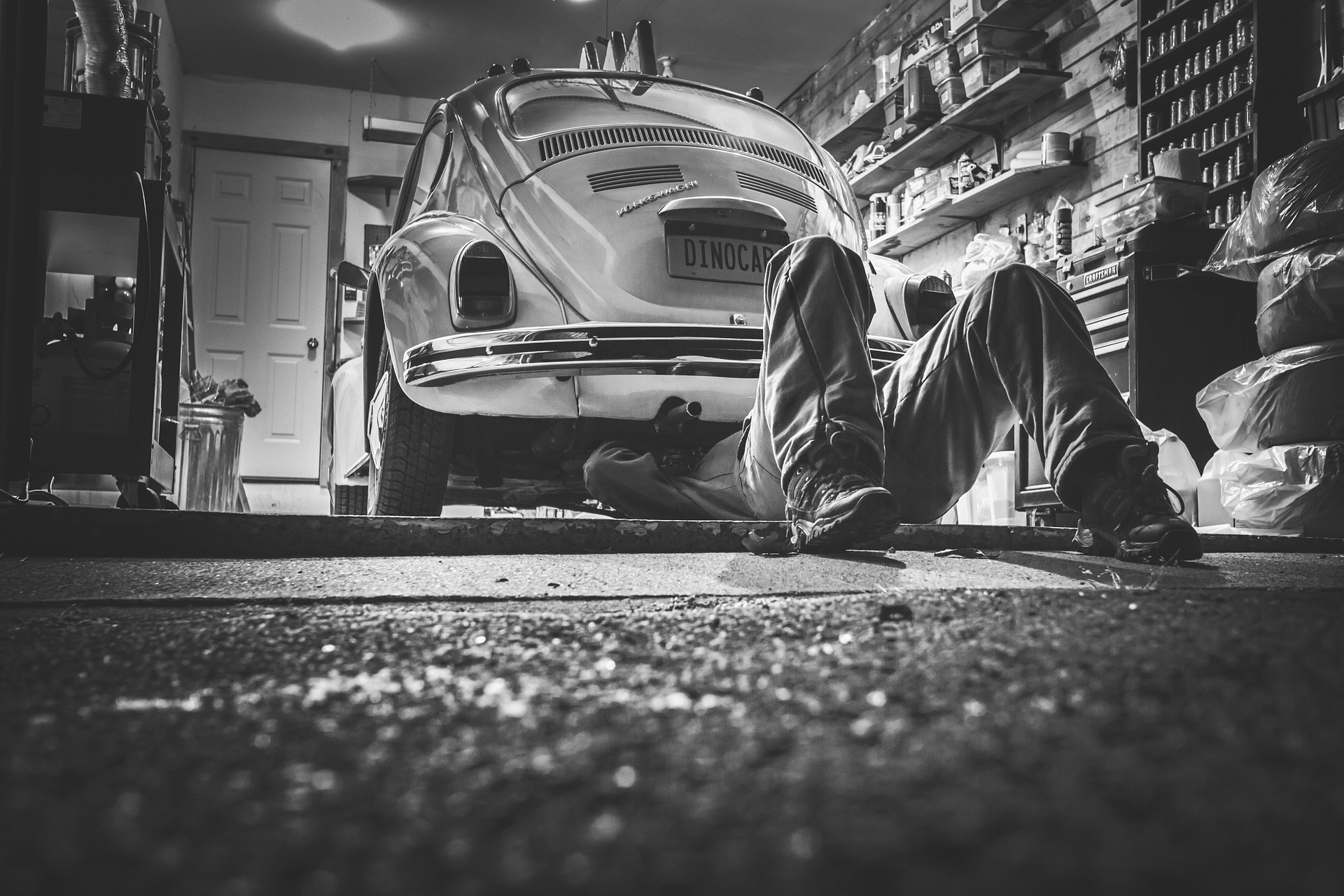 Oil Leaks | Car Insurance Blog | Hippo.co.za
