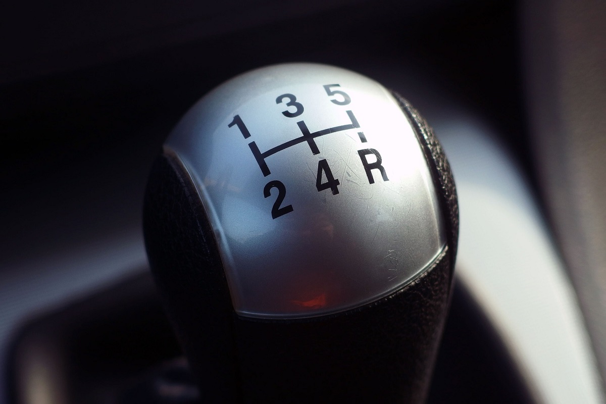 Hands off the Gear Stick | Car Insurance Blog | Hippo.co.za