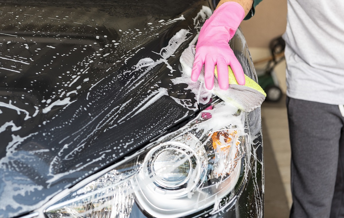  Wax or Wash Your Car Properly | Car Insurance Blog | Hippo.co.za